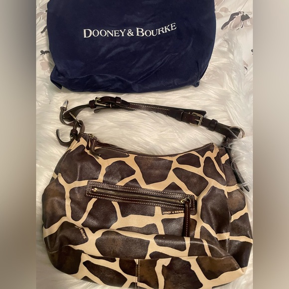 AUTHENTIC DOONEY & BOURKE GIRAFFE PURSE - Picture 2 of 3